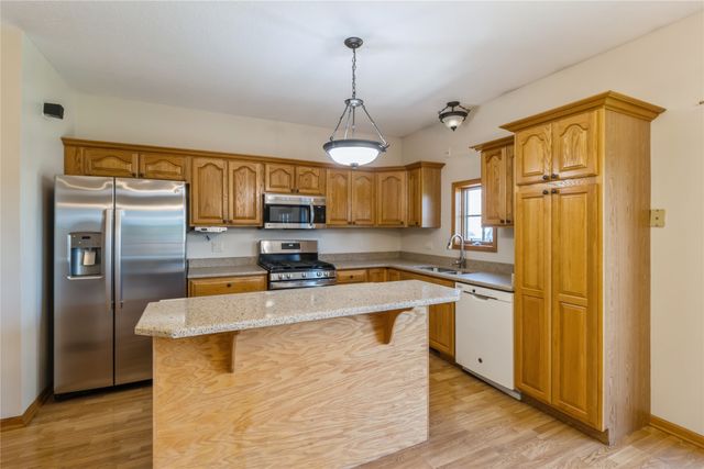 3112 Hart Avenue, Des Moines, IA 50320