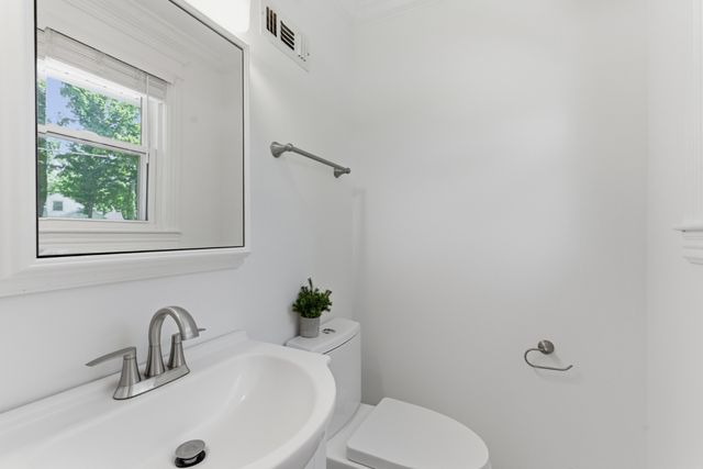 297 Clovernook Dr, Nashville, TN 37210