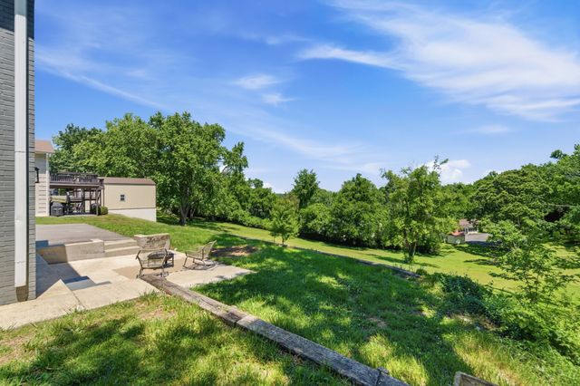 297 Clovernook Dr, Nashville, TN 37210