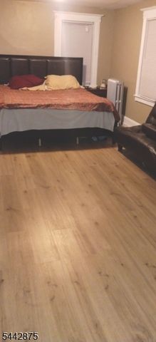 46 Sanford St, East Orange City, NJ 07018