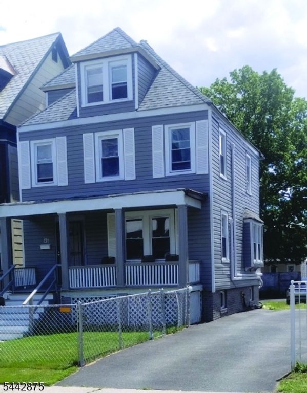46 Sanford St, East Orange City, NJ 07018