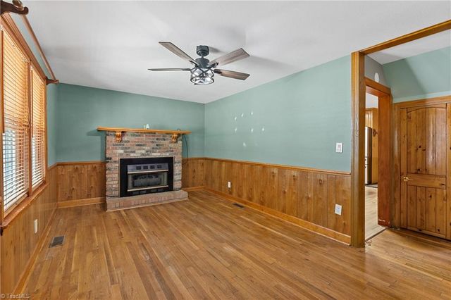 244 Glass Road, Mount Airy, NC 27030