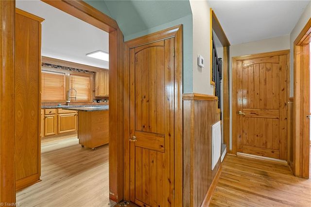 244 Glass Road, Mount Airy, NC 27030