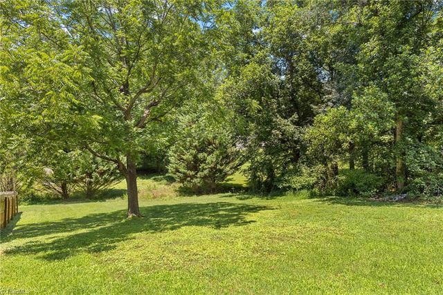 244 Glass Road, Mount Airy, NC 27030