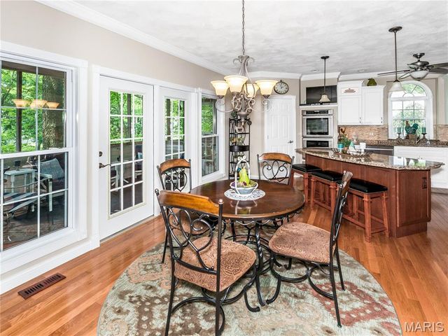 111 Timberwood Lane, Collinsville, IL 62234