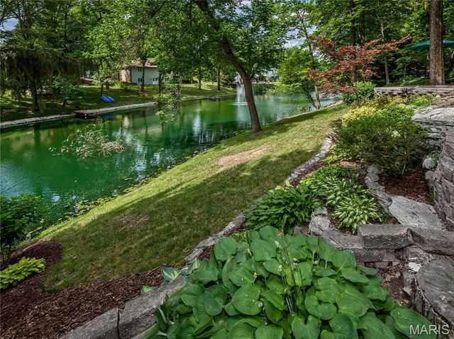 111 Timberwood Lane, Collinsville, IL 62234