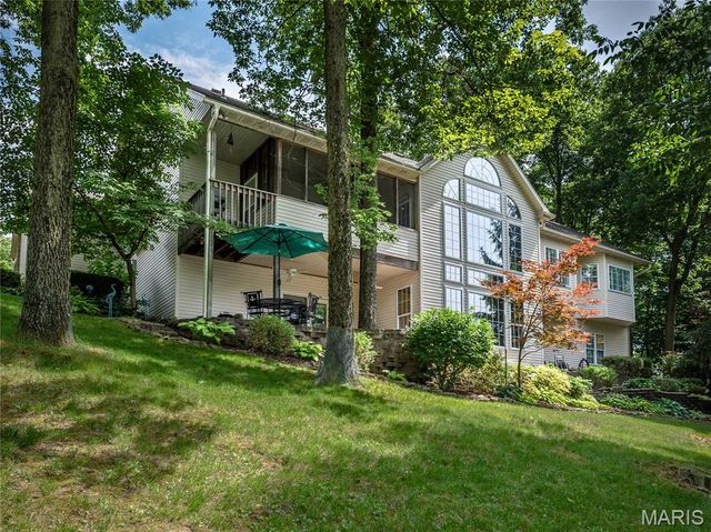 111 Timberwood Lane, Collinsville, IL 62234