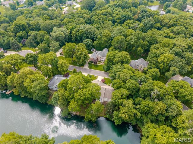 111 Timberwood Lane, Collinsville, IL 62234