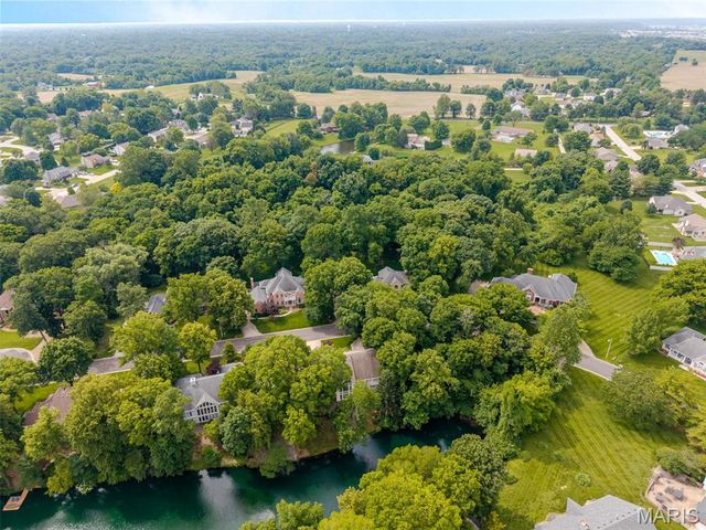 111 Timberwood Lane, Collinsville, IL 62234