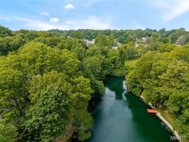111 Timberwood Lane, Collinsville, IL 62234