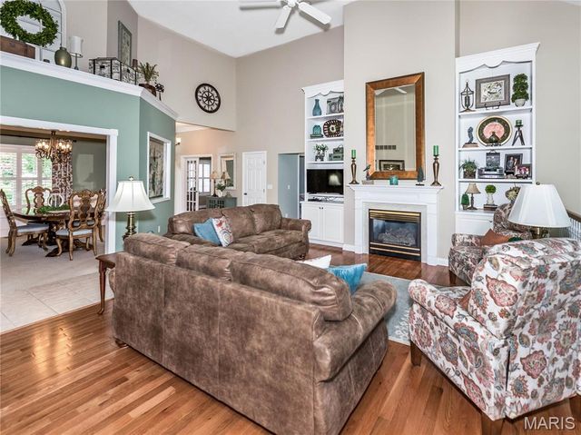 111 Timberwood Lane, Collinsville, IL 62234
