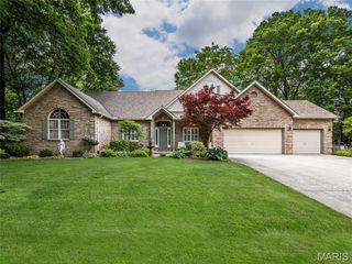 111 Timberwood Lane, Collinsville, IL 62234