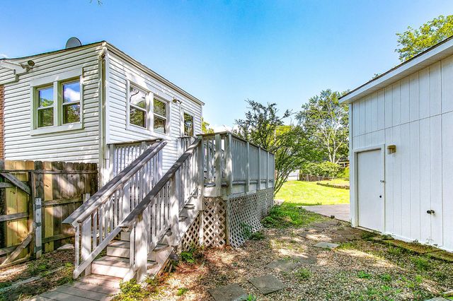 9802 LOMOND DR, Manassas, VA 20109