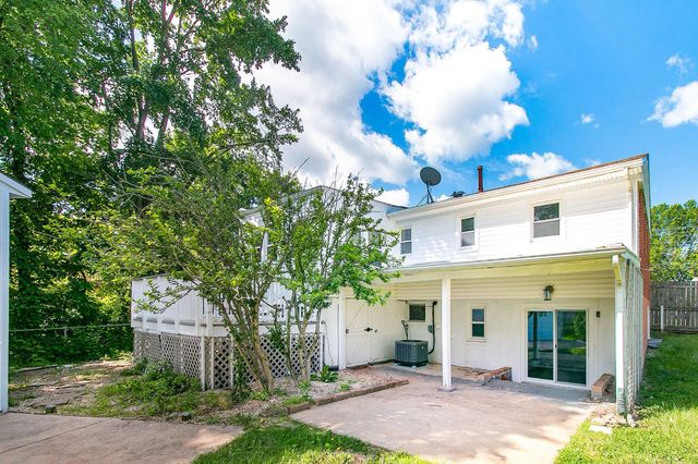 9802 LOMOND DR, Manassas, VA 20109