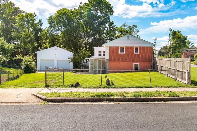 9802 LOMOND DR, Manassas, VA 20109