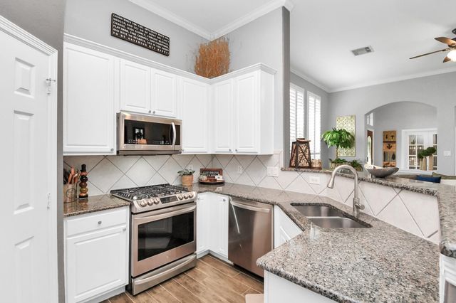 8624 Sunset Loch Drive, Spring, TX 77379