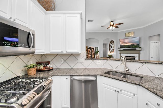 8624 Sunset Loch Drive, Spring, TX 77379