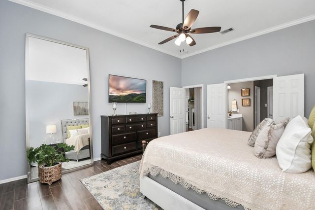 8624 Sunset Loch Drive, Spring, TX 77379