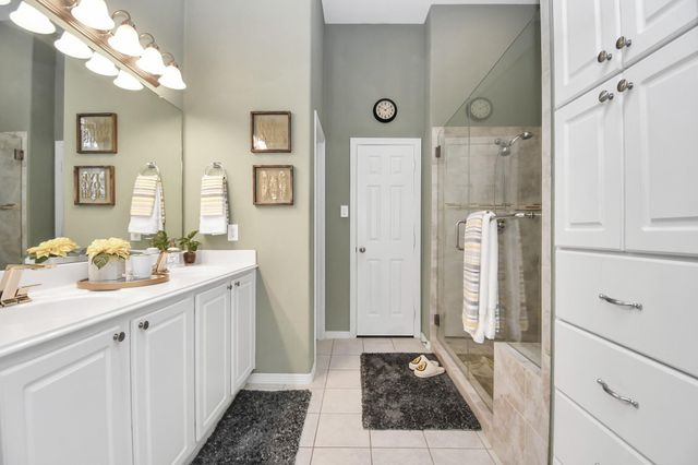8624 Sunset Loch Drive, Spring, TX 77379
