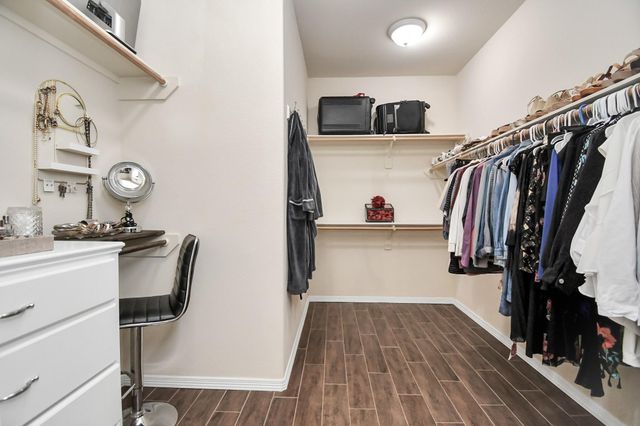 8624 Sunset Loch Drive, Spring, TX 77379