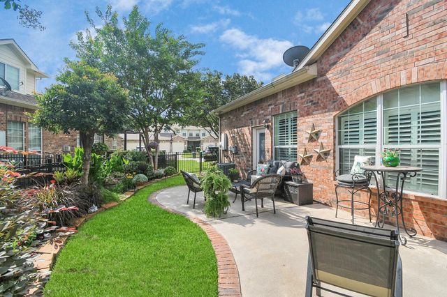 8624 Sunset Loch Drive, Spring, TX 77379