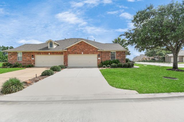 8624 Sunset Loch Drive, Spring, TX 77379