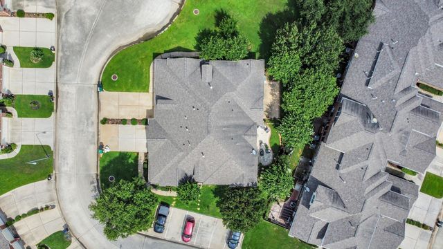 8624 Sunset Loch Drive, Spring, TX 77379