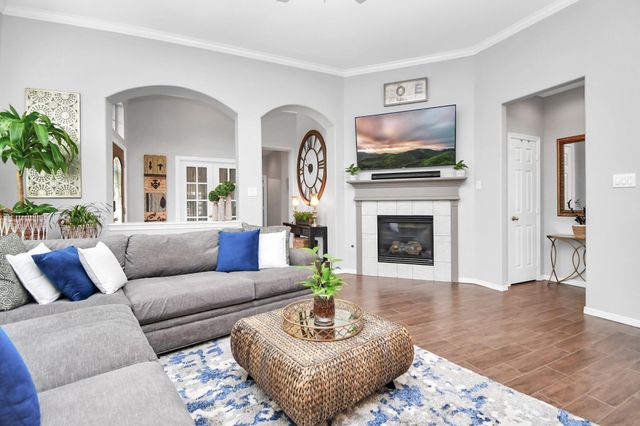 8624 Sunset Loch Drive, Spring, TX 77379