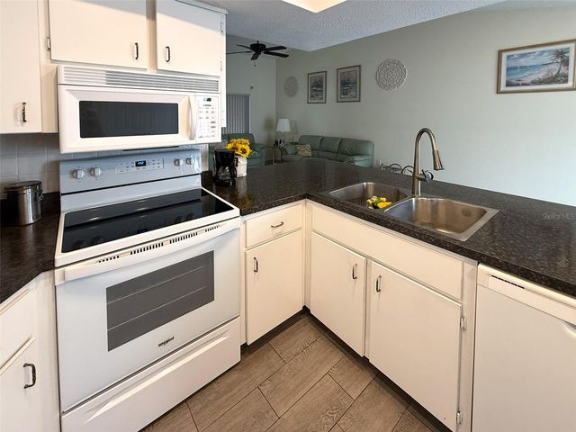 7530 ROY COURT, New Port Richey, FL 34654