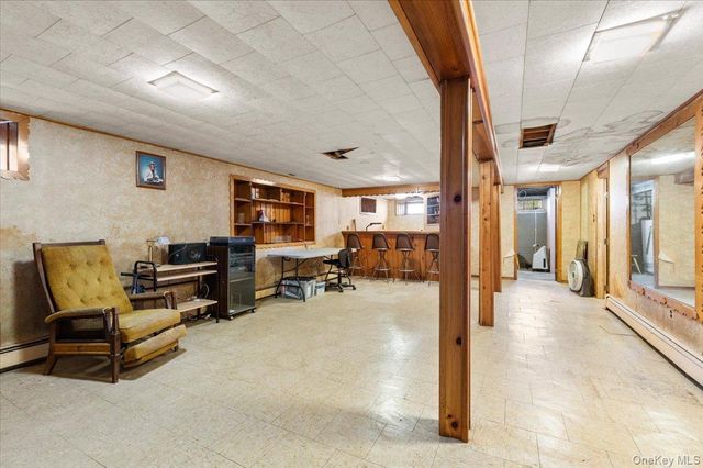 351 Maple Avenue, Uniondale, NY 11553