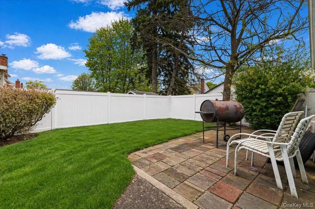 351 Maple Avenue, Uniondale, NY 11553