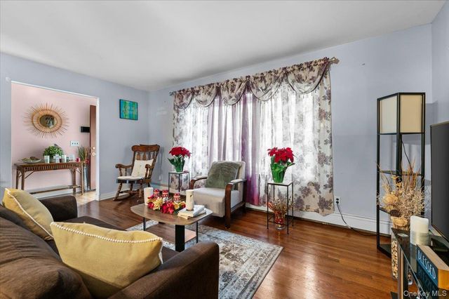 351 Maple Avenue, Uniondale, NY 11553