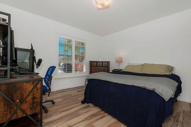 18921 NW 10 Street, Pembroke Pines, FL 33029