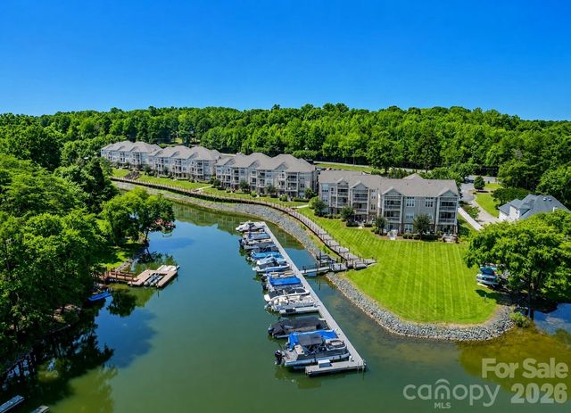 108 Pier 33 Drive 409, Mooresville, NC 28117
