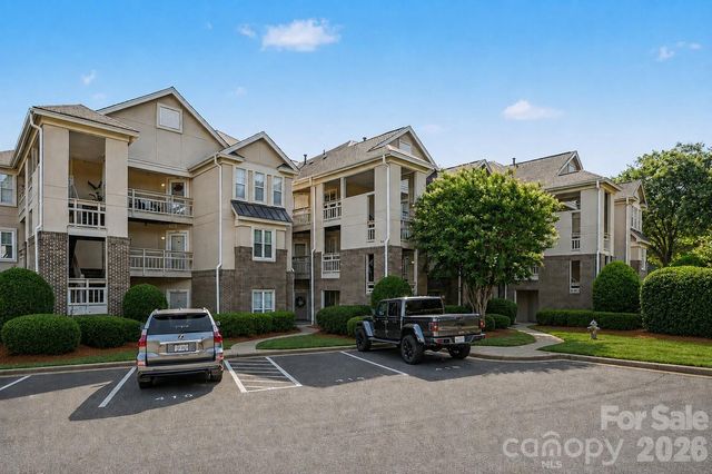 108 Pier 33 Drive 409, Mooresville, NC 28117