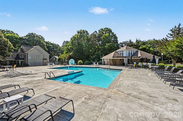 108 Pier 33 Drive 409, Mooresville, NC 28117