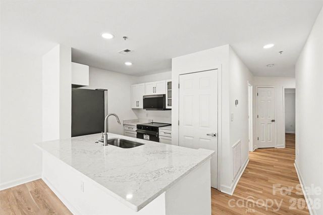 108 Pier 33 Drive 409, Mooresville, NC 28117