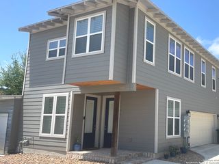 1145 N academy # 2, New Braunfels, TX 78130