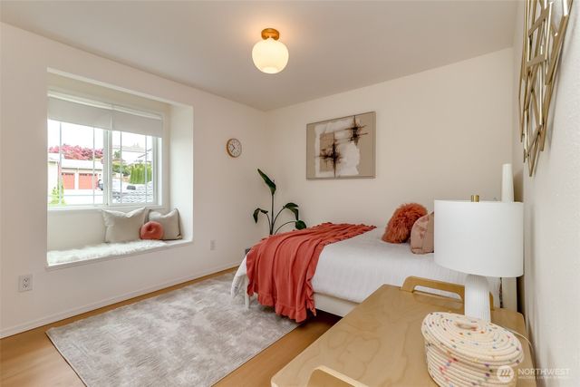 1855 Hillside Drive NE, Tacoma, WA 98422