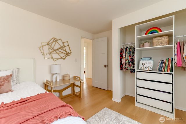 1855 Hillside Drive NE, Tacoma, WA 98422