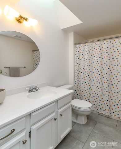 1855 Hillside Drive NE, Tacoma, WA 98422