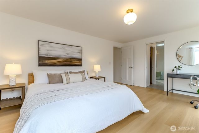 1855 Hillside Drive NE, Tacoma, WA 98422