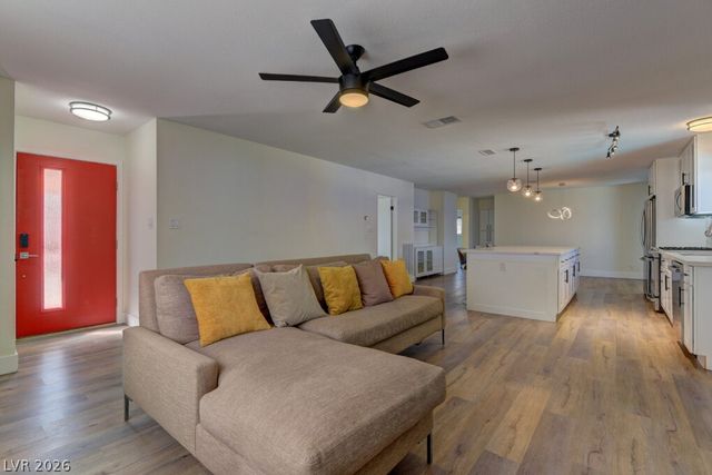 4342 Powell Avenue, Las Vegas, NV 89121