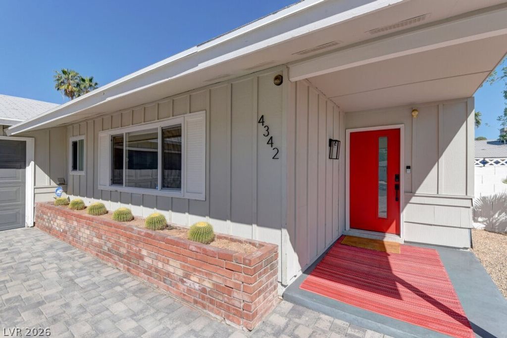 4342 Powell Avenue, Las Vegas, NV 89121