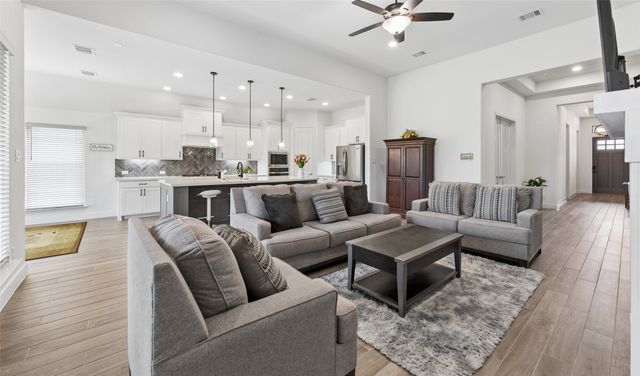 2194 Cloverfern Way, Haslet, TX 76052