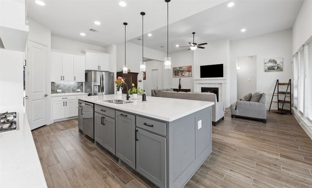 2194 Cloverfern Way, Haslet, TX 76052