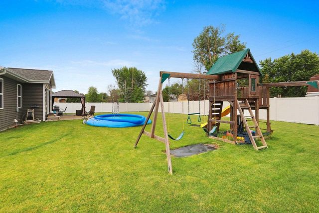 1124 HAROLD DRIVE, Menasha, WI 54952