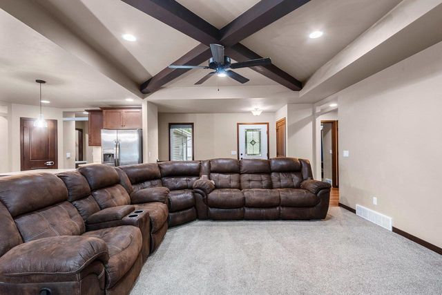 1124 HAROLD DRIVE, Menasha, WI 54952