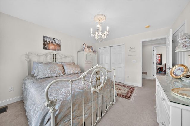 44742 Broadmoor Circle N, Northville, MI 48168