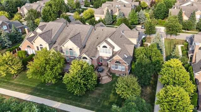 44742 Broadmoor Circle N, Northville, MI 48168